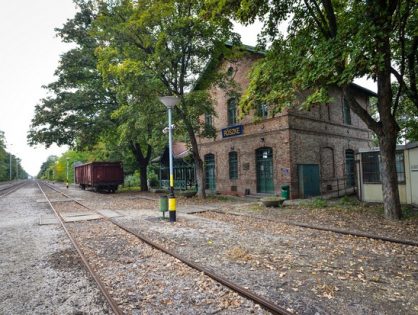 Vasúttal kötnék össze Rijekát és Konstancát: megvan az építési engedély a vasútra Szegedtől a határig